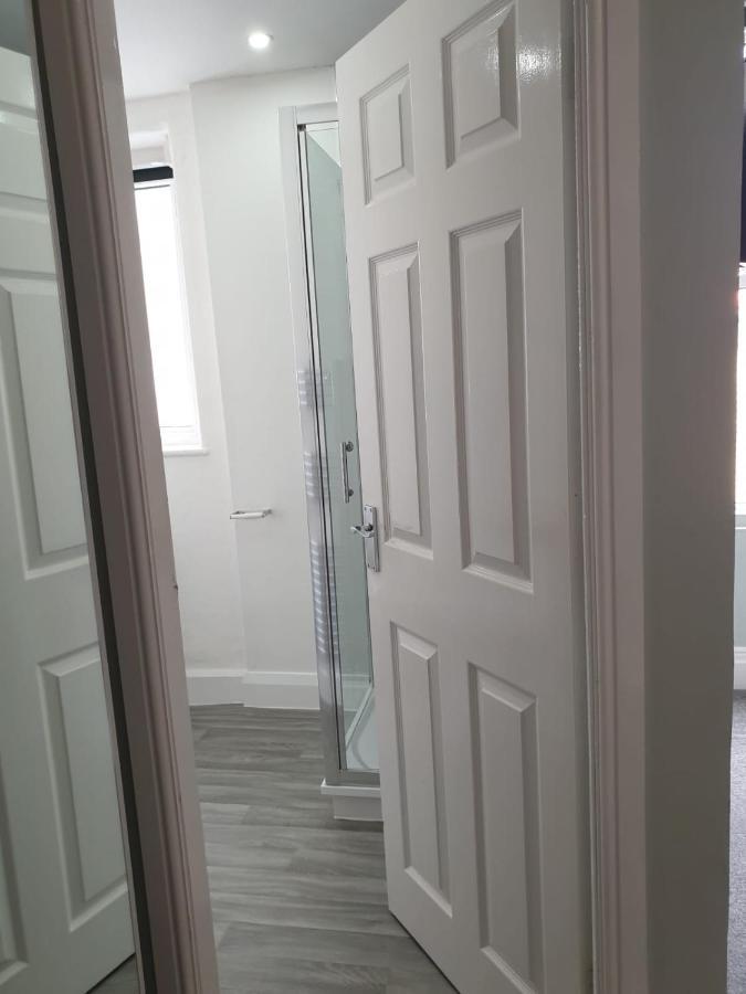 No 27 Chapel Street Guest House Llandudno Bagian luar foto