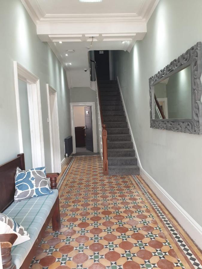 No 27 Chapel Street Guest House Llandudno Bagian luar foto